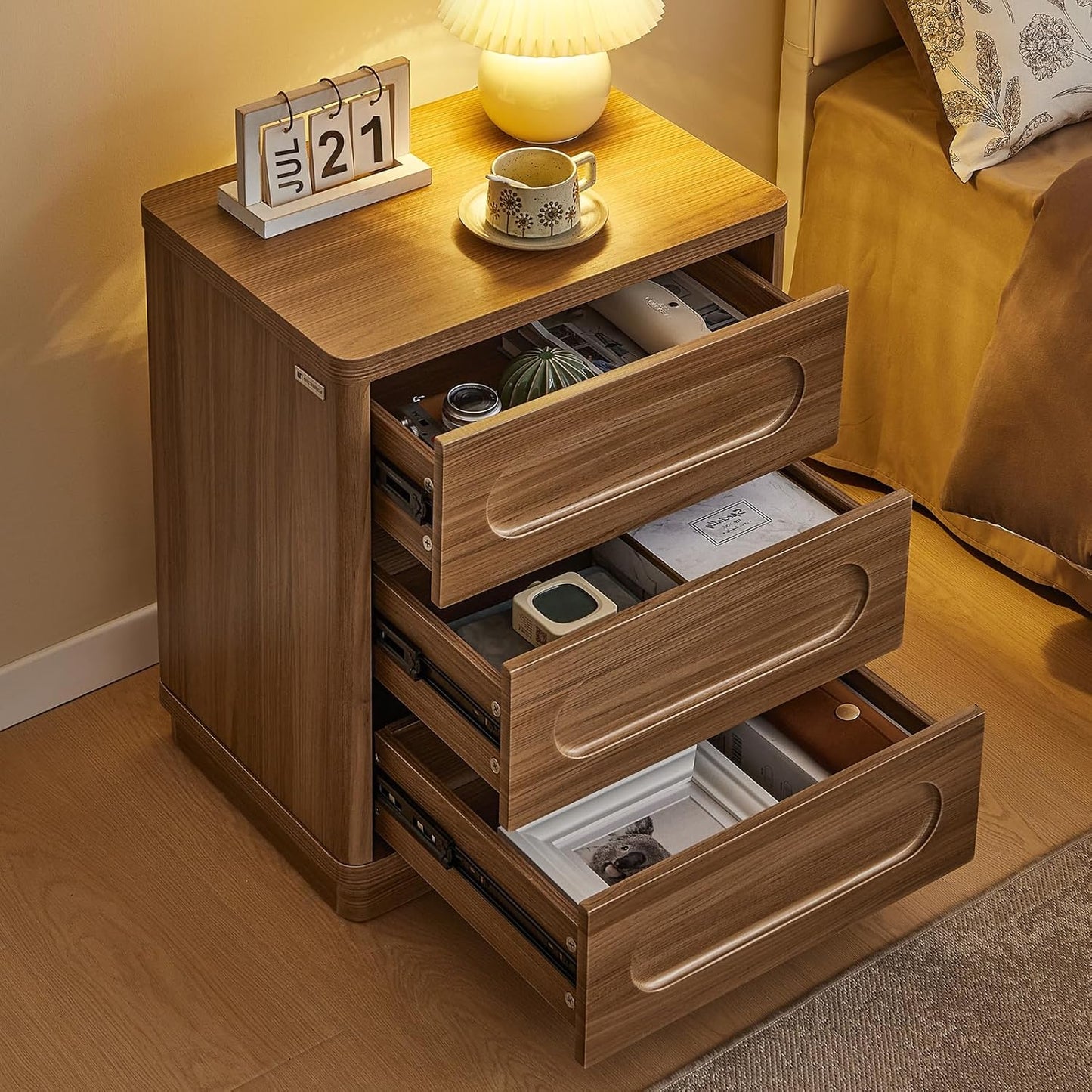 Night Stand, Nightstand with 3 Drawers, 21.7''(W) x 15.8''(D) Large Night Stand Bedside Tables for Bedroom, Modern Storage Bedside Table for Living Room, End Tables, Sofa,Oak Brown